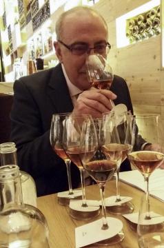 Antonio Flores